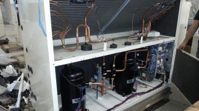 Qual a diferença entre um ar condicionado self contained e um split?